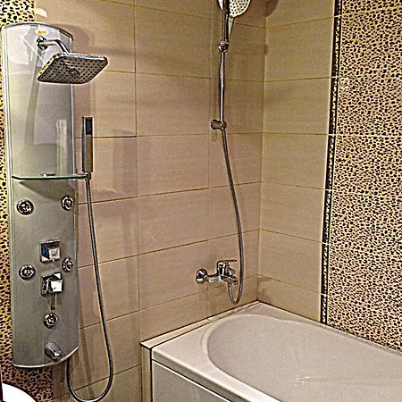 Guest house Galaktik 3*